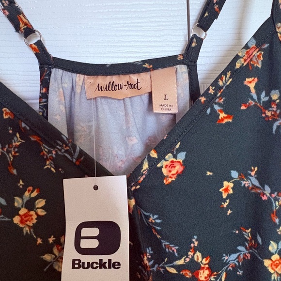 Willow & Root Floral Tank Top - Green - Picture 6 of 8